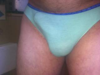 looking good nice bulge very sexy