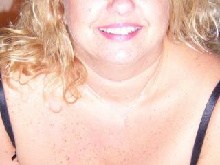 LOOKING TO ARRANGE SMALL, SELECTIVE GANGBANG/BUKKAKEs -SEE PROFILE BELOW FOR SCENARIO 
Jane loves being used by guys,girls and especially groups whilst her partner watches/takes pics etc. 

Loves her huge 44ff tits covered in hot spunk 

Looking for 