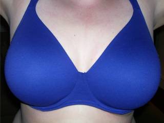 showing off my wifes 38DD\'s for you.  Would love to see tributes on her
