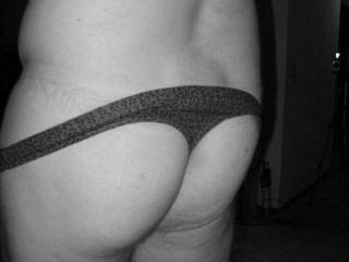 Just a rear shot of my undie on July 3 rd of 2007.