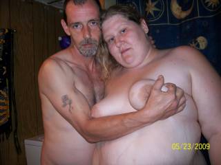 Wish that was me so I could feel your big cock pressing into my huge belly! What a sexy couple! Hugs Bg