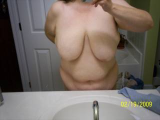 Those massive tits are amazing, would love to feed on them