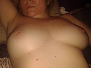 You look very hot! Would love to cover your sexy tits with my hot cum...