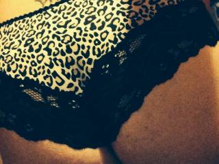 Leopard print French knickers ;-) I love these!