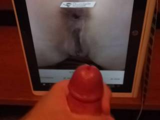 Kassiopeya's wife  got me horny so I had to cum on her pussy