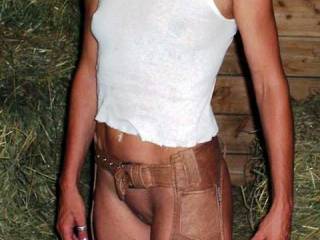 I simply must fuck this cowgirl, what a great pic, send me a hello